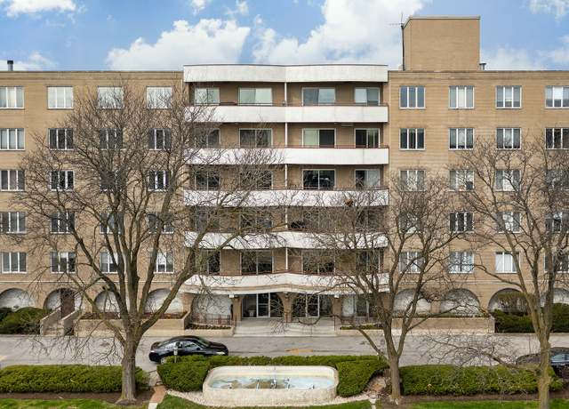 Property at 6400 N Cicero Ave #511, Lincolnwood, IL 60712, 2 beds, 2 baths