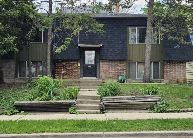 Property at 422 Ryerson Ave, Elgin, IL 60123, 4 beds, 2 baths