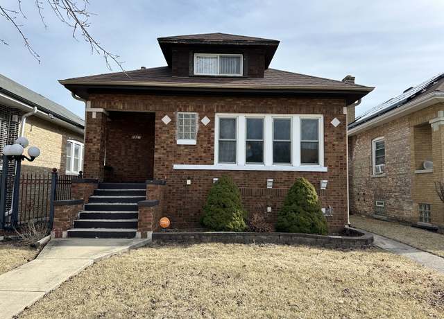 Property at 1927 S 12th Ave, Maywood, IL 60153, 3 beds, 1.5 baths