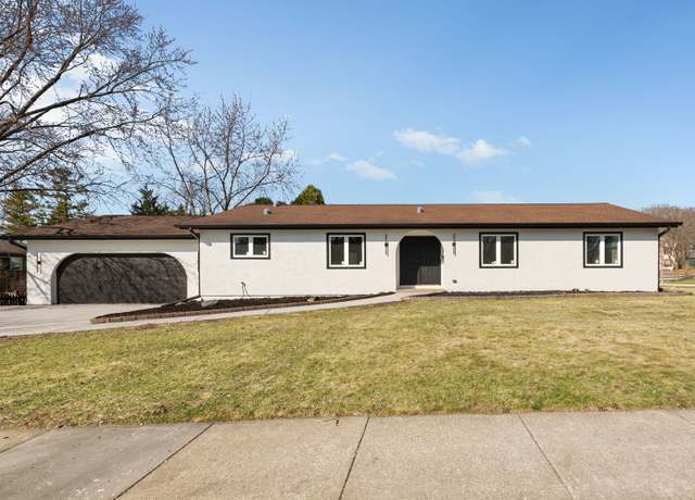 Property at 124 N Western Ave, Bartlett, IL 60103, 3 beds, 3 baths