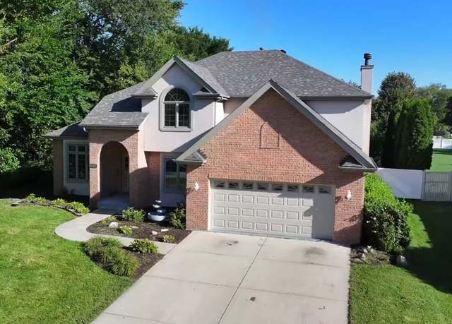 Property at 1305 Campbell St, Joliet, IL 60435, 5 beds, 3.5 baths