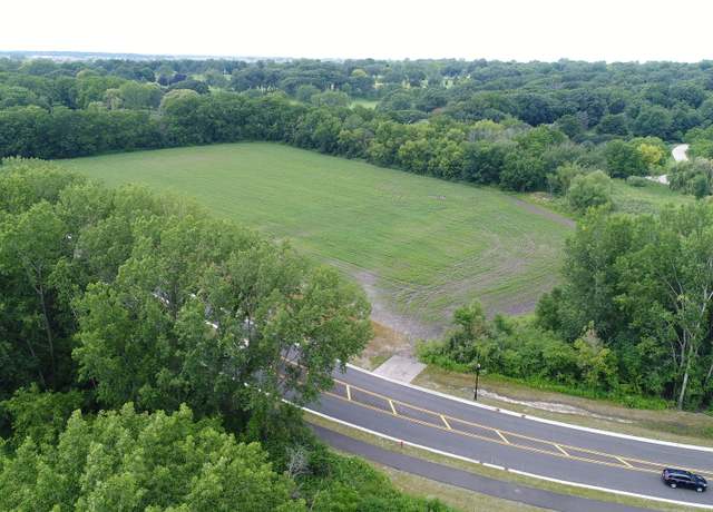 Property at 005 South St, Elgin, IL 60123