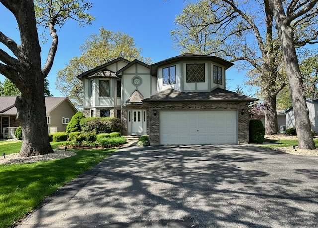 Property at 1561 Lake Holiday Dr, Lake Holiday, IL 60548, 5 beds, 3.5 baths