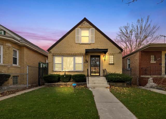 Property at 9024 S Jeffery Blvd, Chicago, IL 60617, 3 beds, 2 baths