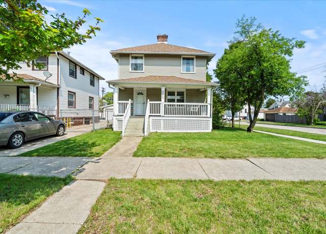 Property at 501 N 2nd Ave, Maywood, IL 60153, 3 beds, 1.5 baths