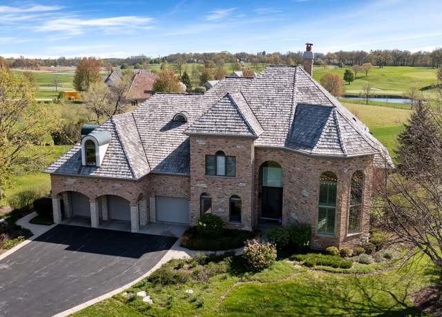 Property at 6590 Beech Ln, Libertyville, IL 60048, 5 beds, 5.5 baths