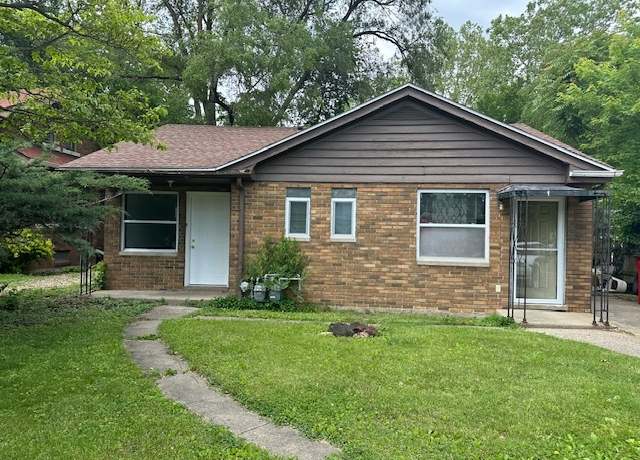 Property at 1510 W Springfield Ave, Champaign, IL 61821, 2 beds, 1 bath