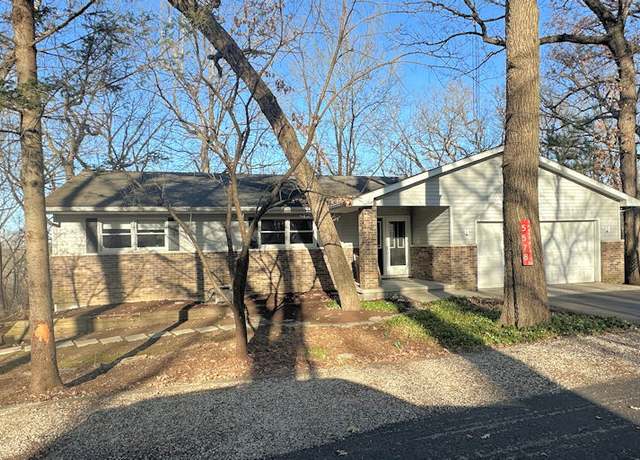 Property at 5578 S Park Place Dr, Rochelle, IL 61068, 3 beds, 2 baths