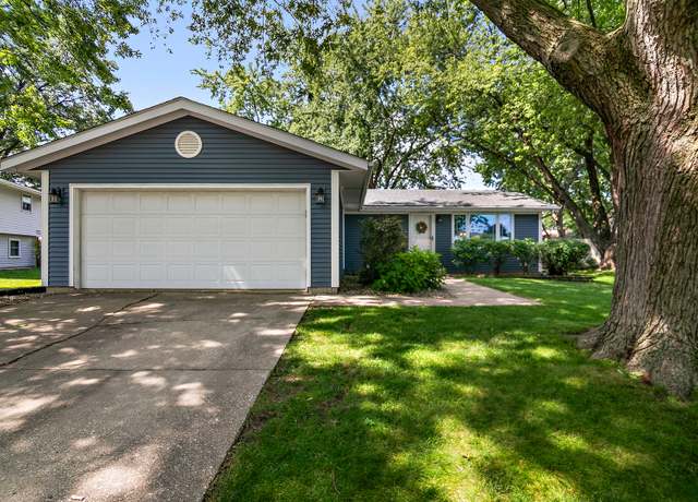 Property at 979 Mallard Dr, Bradley, IL 60915, 3 beds, 2 baths