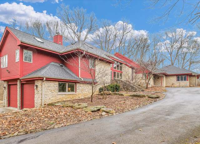 Property at 2409 N High Cross Rd, Urbana, IL 61802, 5 beds, 4.5 baths