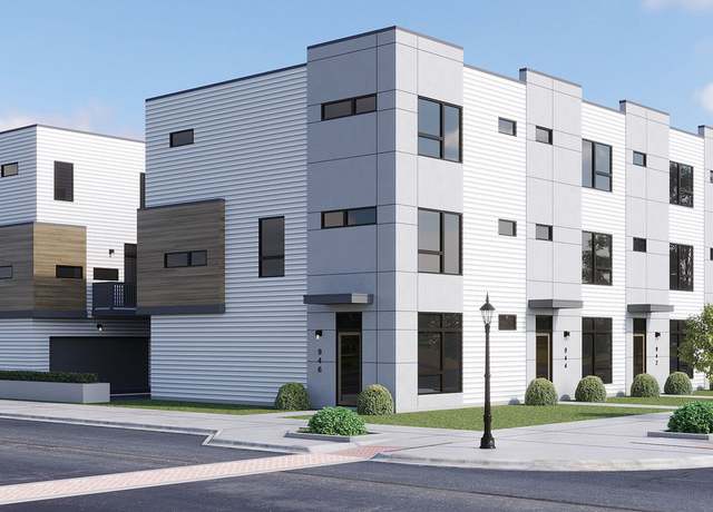 Property at 944 Beloit Ave #5, Forest Park, IL 60130, 3 beds, 2.5 baths