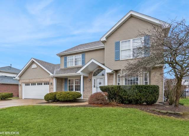 Property at 844 Spinnaker Dr, New Lenox, IL 60451, 5 beds, 2.5 baths