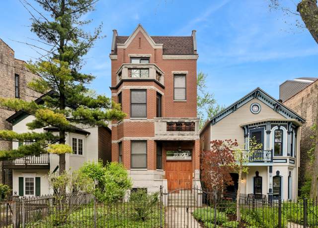 Property at 2130 W Le Moyne St #2, Chicago, IL 60622, 2 beds, 2 baths