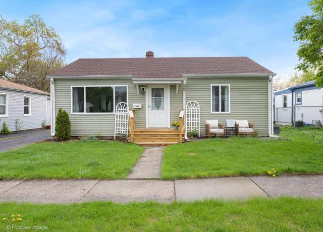 Property at 307 N Schubert St, Palatine, IL 60067, 3 beds, 2 baths