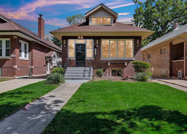 Property at 1724 W 105th St, Chicago, IL 60643, 4 beds, 3 baths