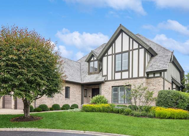 Property at 1101 Kenmare Dr, Burr Ridge, IL 60527, 4 beds, 4.5 baths