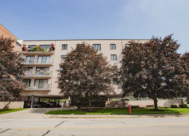 Property at 1660 E Thacker St Unit 3B, Des Plaines, IL 60016, 2 beds, 2 baths