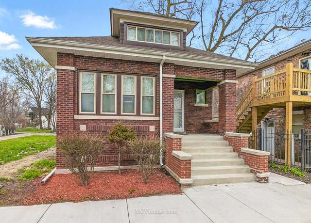 Property at 707 E 93rd St, Chicago, IL 60619, 4 beds, 2 baths