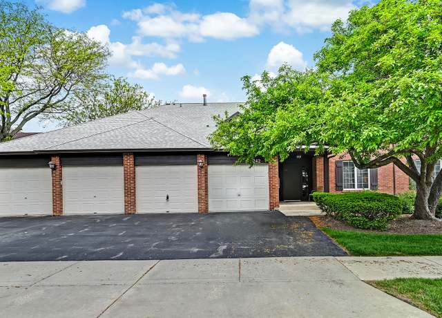 Property at 242 Stanhope Dr Unit B, Willowbrook, IL 60527, 2 beds, 2 baths