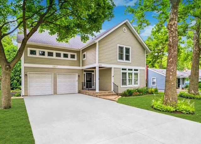 Property at 1621 Grove Ave, Highland Park, IL 60035, 6 beds, 4.5 baths