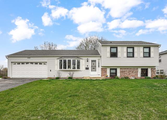 Property at 1324 Elmhurst Ln, Schaumburg, IL 60194, 4 beds, 2 baths