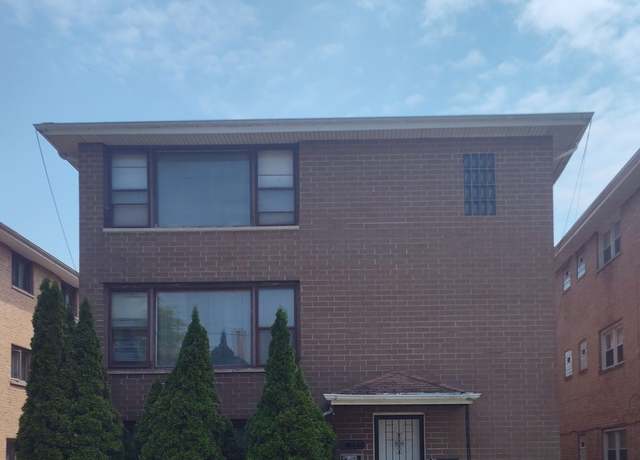 Property at 1661 Patricia Pl, Calumet City, IL 60409, 8 beds, 4.5 baths