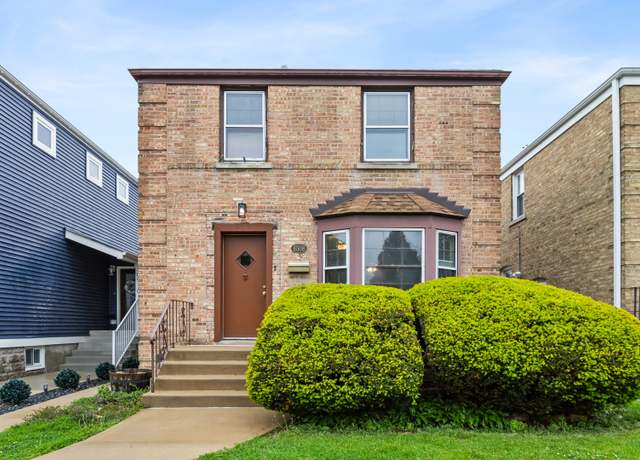 Property at 6508 W Foster Ave, Chicago, IL 60656, 3 beds, 2.5 baths