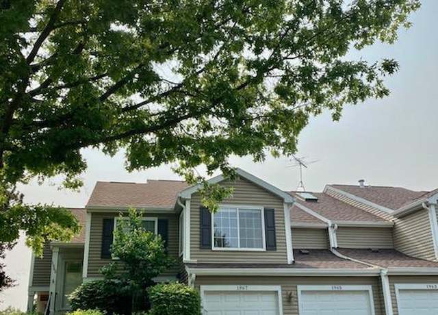 Property at 1967 Windsong Dr, Schaumburg, IL 60194, 2 beds, 2 baths
