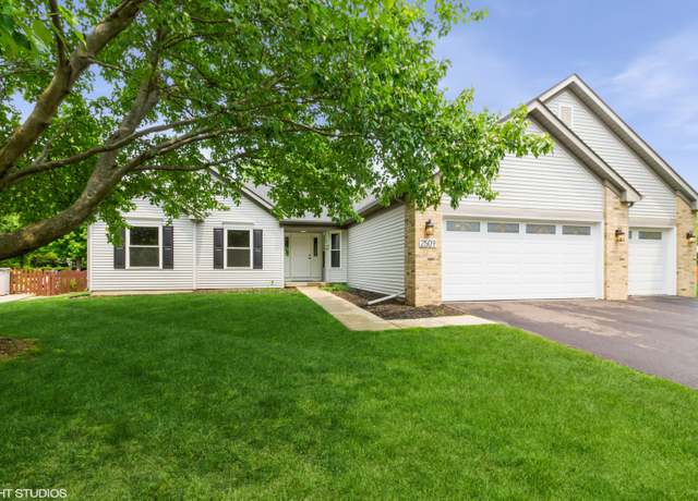Property at 2509 Oak Trails Dr, Aurora, IL 60506, 4 beds, 2 baths