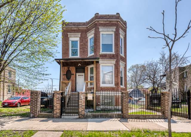Property at 4015 W Jackson Blvd, Chicago, IL 60624, 6 beds, 3 baths