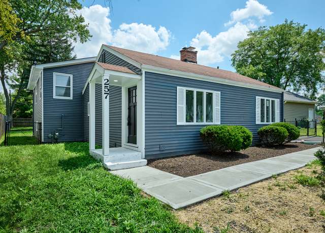 Property at 257 N Grace St, Lombard, IL 60148, 4 beds, 2.5 baths