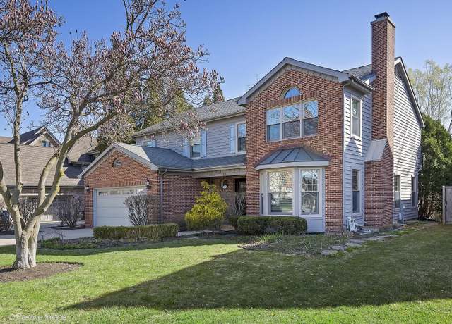 Property at 17 Blodgett Ave, Clarendon Hills, IL 60514, 5 beds, 3.5 baths