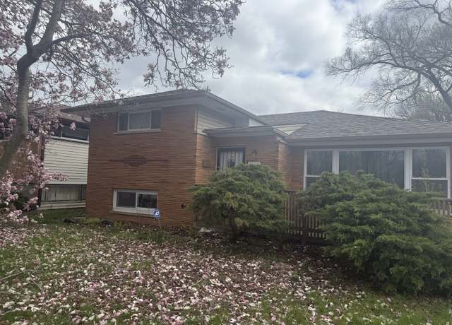 Property at 3105 172nd St, Hazel Crest, IL 60429, 4 beds, 2 baths