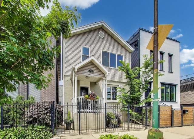 Property at 608 N Damen Ave, Chicago, IL 60622, 3 beds, 2.5 baths