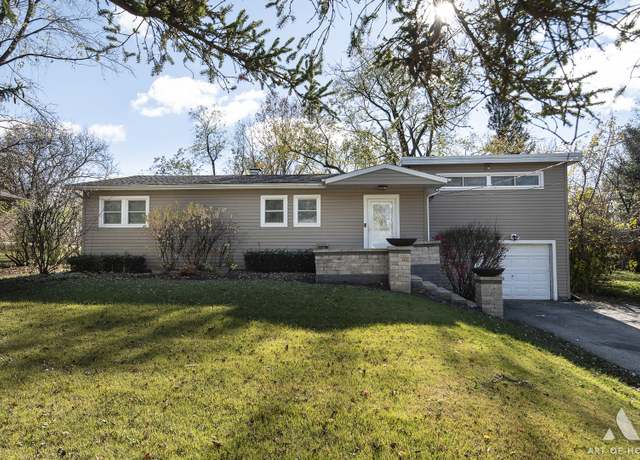 Property at 348 W Francis Rd, New Lenox, IL 60451, 3 beds, 2 baths