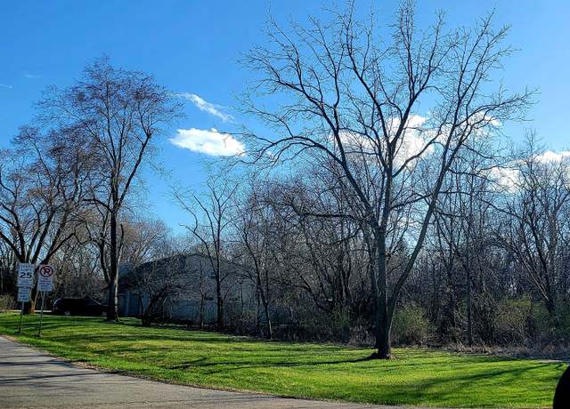 Property at 13377 W Blanchard Rd, Gurnee, IL 60031