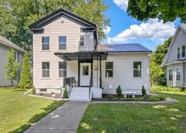 Property at 306 11th Ave, Sterling, IL 61081, 3 beds, 2 baths
