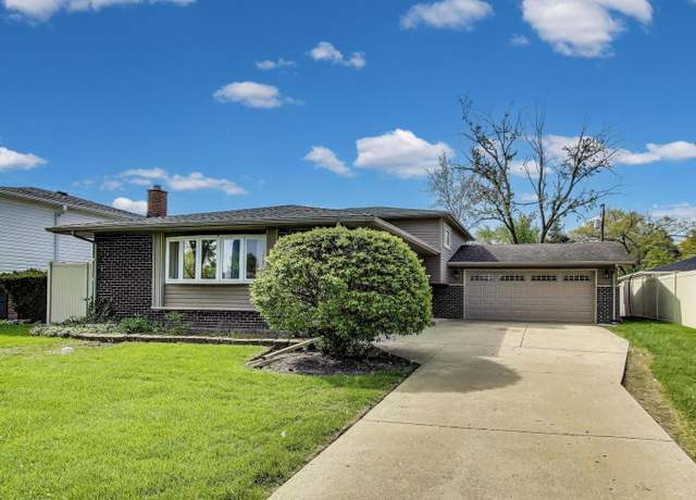 Property at 525 Cordial Dr, Des Plaines, IL 60018, 3 beds, 2 baths