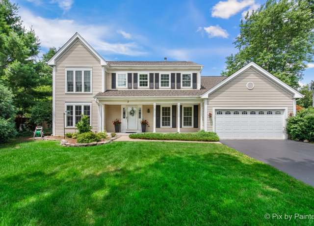Property at 3 Crofton Ct, Cary, IL 60013, 4 beds, 2.5 baths