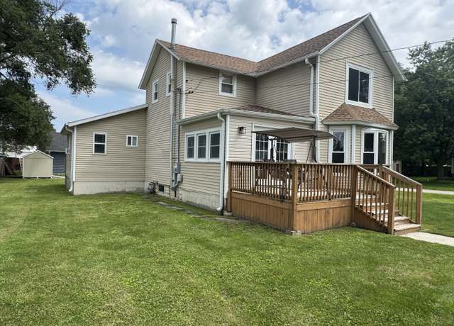 Property at 195 E 2nd Ave, Clifton, IL 60927, 4 beds, 2 baths