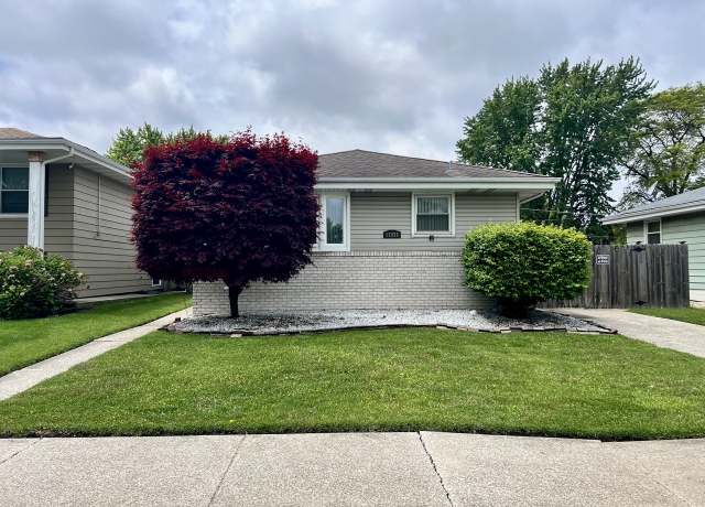 Property at 17836 Ridgewood Ave, Lansing, IL 60438, 4 beds, 2.5 baths