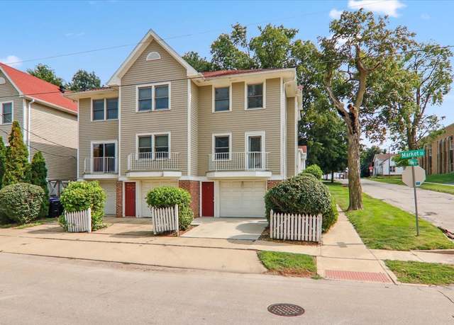 Property at 409 N Gridley St Unit A, Bloomington, IL 61701, 2 beds, 1.5 baths