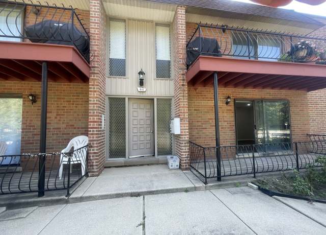 Property at 641 N Carroll Pkwy #107, Glenwood, IL 60425, 2 beds, 1.5 baths