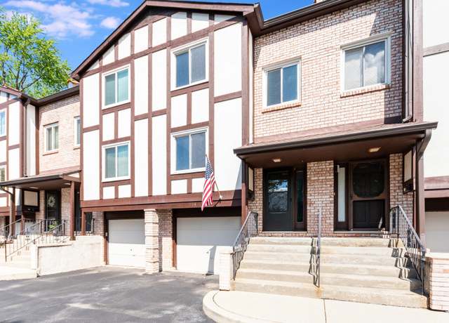 Property at 334 Ashland Ave, Highwood, IL 60040, 2 beds, 2.5 baths