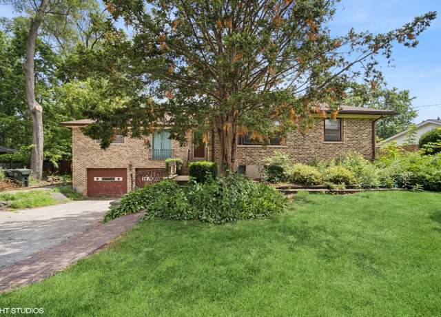 Property at 15 Alton Rd, Prospect Heights, IL 60070, 3 beds, 2 baths