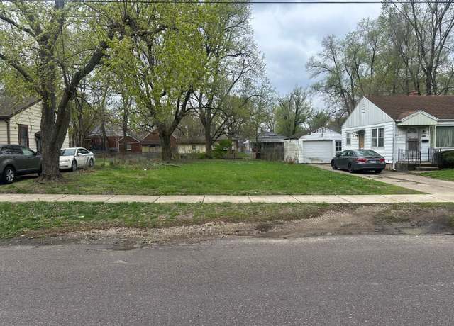 Property at 2714 W Fremont St, Peoria, IL 61605