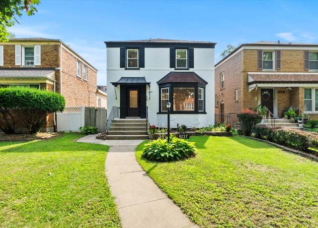 Property at 9237 S Justine St, Chicago, IL 60620, 4 beds, 1.5 baths