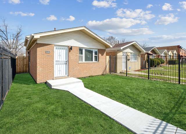 Property at 1158 W 111th St, Chicago, IL 60643, 3 beds, 1.5 baths