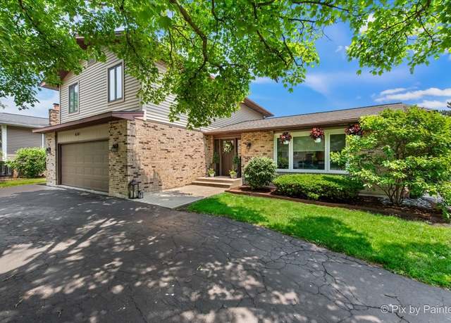 Property at 6561 Dunham Rd, Downers Grove, IL 60515, 3 beds, 3.5 baths