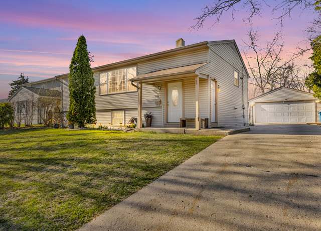 Property at 1824 Endicott Cir, Carpentersville, IL 60110, 5 beds, 2 baths